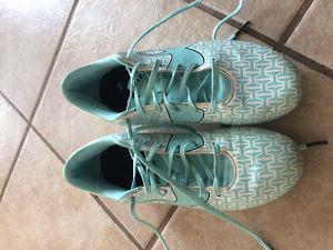 Women's size 9.5 Under Armour Cleats
