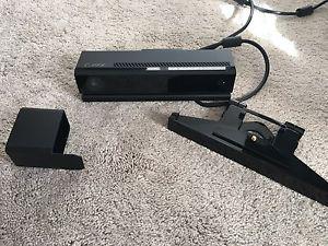 Xbox One Kinect sensor & TV mount