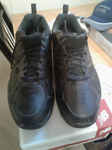 new balance mens black shoes size 13 4e