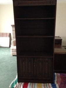 2 matching bookcases