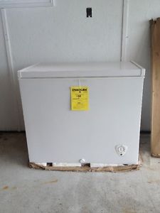 5 cubic ft.. Kelvinator Deep Freezer
