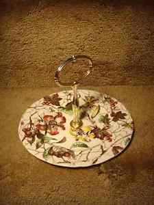 Alfred Meakin Bourbon Lily Handled Cake Plate