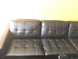BLACK SECTIONAL