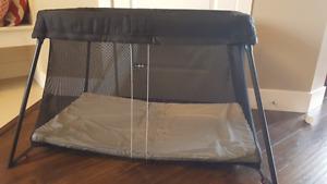 Baby Bjorn awesome playpen
