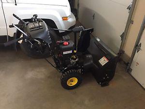 Brute by Briggs and Stratton M Snowblower