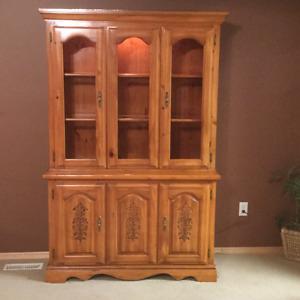 Buffet and display hutch