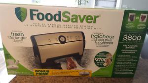LIKE NEW!! Food Saver from Costco ** SAVE $60!! **