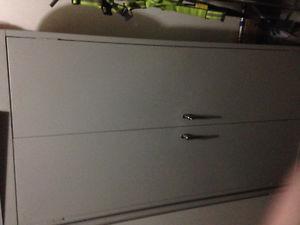 Metal locking cabinet