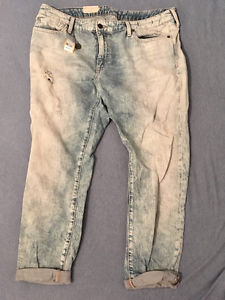 Ralph Lauren Boyfriend Jeans Sz 32 (New with tags)