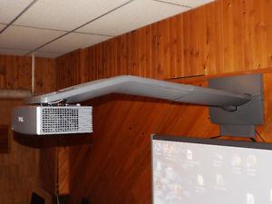 SMART UF55 projector and SMART board, all cables, remote,