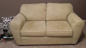 Selling love seat