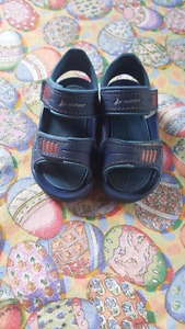 Toddler size 5 sandals