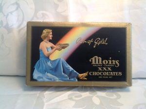 Vintage 's Moirs Chocolate Box