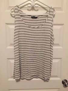 Wanted: Addition elle tank top 5$