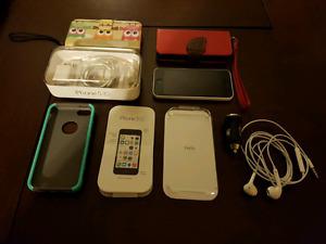 Bell iphone 5c Excellent conditon with lots of extras