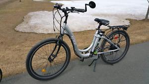 Bicyclette a batterie, comme neuf!