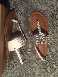 Brand new dandals