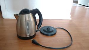 Cordless Stainless steel Kettle