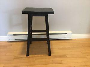 Counter height bar stool