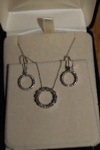 Diamond earrings and necklace set