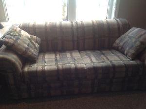 ESTATE SALE SOFA BED CHESTERFIELD DOUBLE BED SIZE LIKE NEW