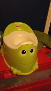 Frog potty