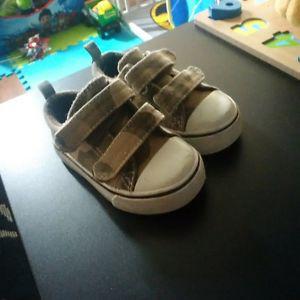 Joe Fresh toddler shoes