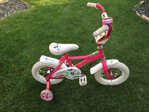 Kids bike w/ training wheels (" wheels)