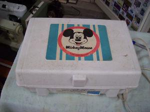 MICKEY MOUSE PORTABLE RECORD PLAYER