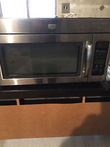 Maytag over stove microwave