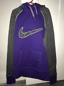 Nike hoodie size xs women, brand new
