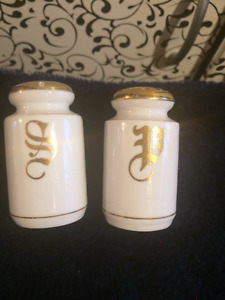 "Nippon" White with Gold letters Salt and Pepper shakers