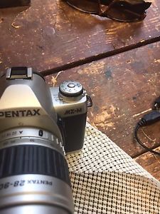 Pentax MZ-M with zoom
