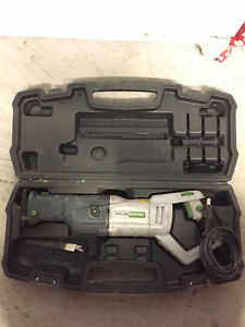 Reciprocating Saw with Carrying Case
