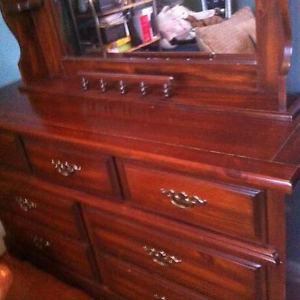 Solid Pine Triple Dresser with Hutch Style Mirror