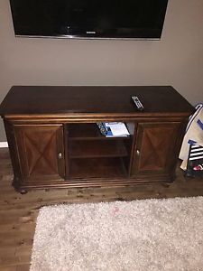Solid Wood TV Table
