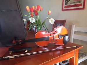 Stentor Violin w/ Case