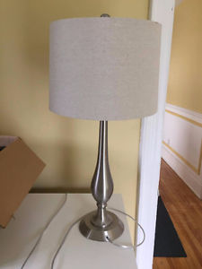 Stylish Lamp w/ extra lightbulb