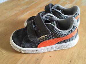 Toddler size 7 Puma sneakers