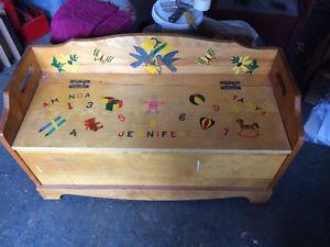 WOODEN TRUNK- SMALL DESK, SMALL WOODEN TOY BOX