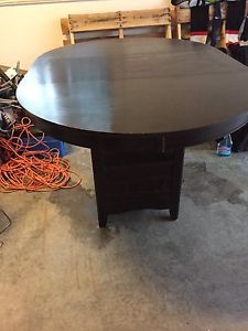 Wood table (Bar Style)