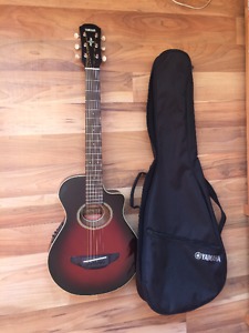 Yamaha apx2 travel guitar