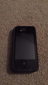 iPhone 4s 16gb sasktel with life proof case
