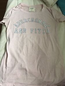 Abercrombie And Fitch Ladies T-shirt