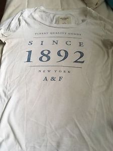 Abercrombie And Fitch T-shirt