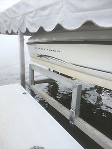 Cantalever aluminum boat lift with canopy