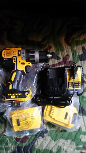 Dewalt drill 20v 2 batteries and charger brand new