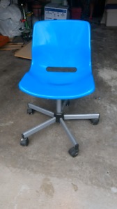 Ikea plastic kids desk chair