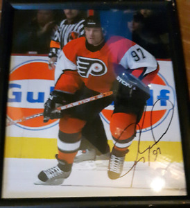 Jeremy Roenick autographed NHL Hockey picture