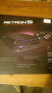 Retron 5 retro gaming console